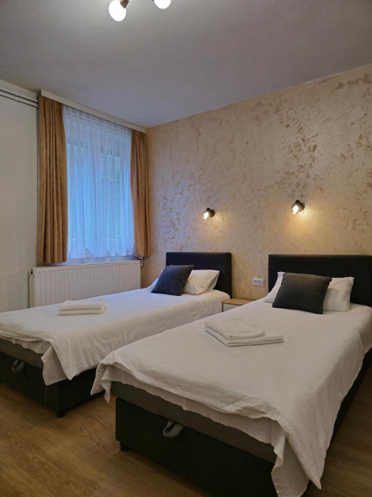 קופאוניק Apartments Tatic מראה חיצוני תמונה